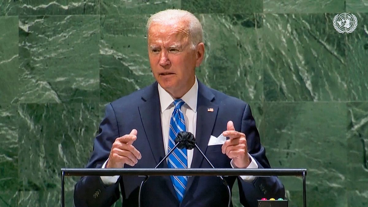 Zahrneme svět penězi. Přichází éra „neúprosné diplomacie“, oznámil Biden